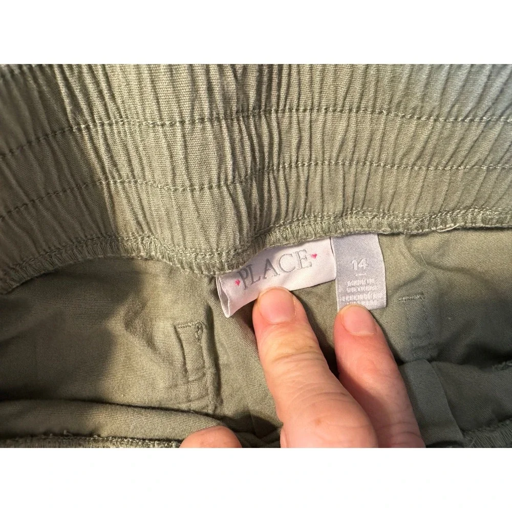 The Childrens Place Cargo Shorts Girls 14‎ Olive Green Excellent Stretch Utility
